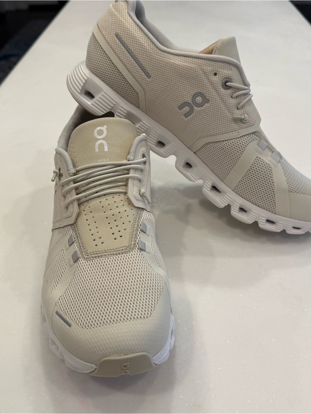 On Cloud Cloud 5 Men’s Running Shoes Cream / Sand Sz US 9.5 EU 43 NIB - Picture 5 of 15